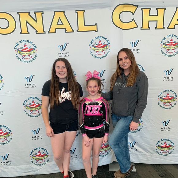 Meet your Posher, Randee - Picture 1 of 1